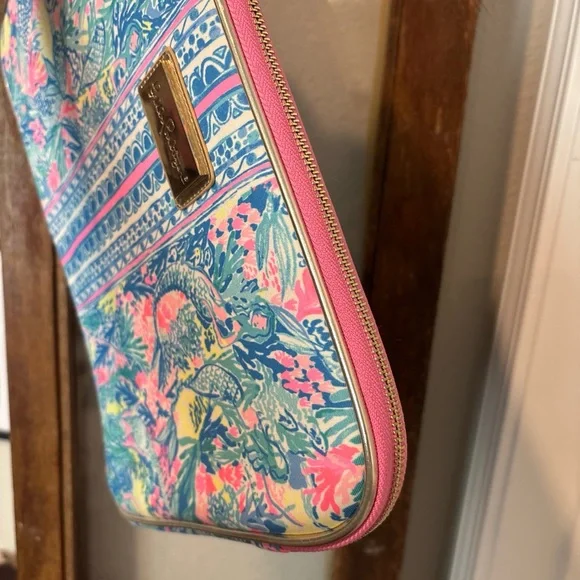 Lilly Pulitzer Pink and Blue Laptop Bag - Picture 7 of 7